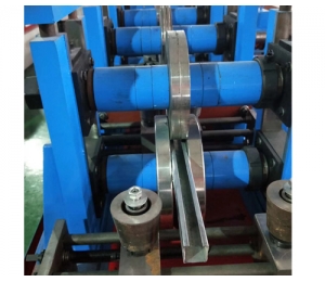 光伏支架成型機(jī)