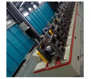 電梯固定角鋼沖孔成型一體機(jī)