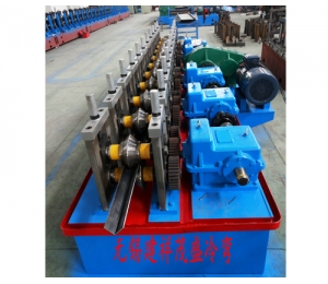 電梯固定角鋼沖孔成型一體機(jī)