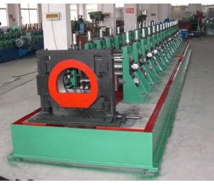 電氣化導(dǎo)軌成型機(jī)