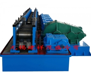 電氣化導(dǎo)軌成型機(jī)