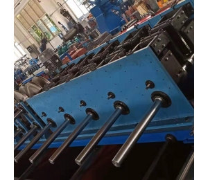 槽式電纜橋架成型設(shè)備