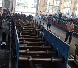電纜橋架成型機