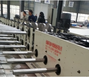 電纜橋架成型機