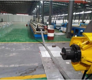 抗震支架成型機(jī)