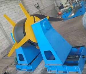 兩波護(hù)欄板成型機